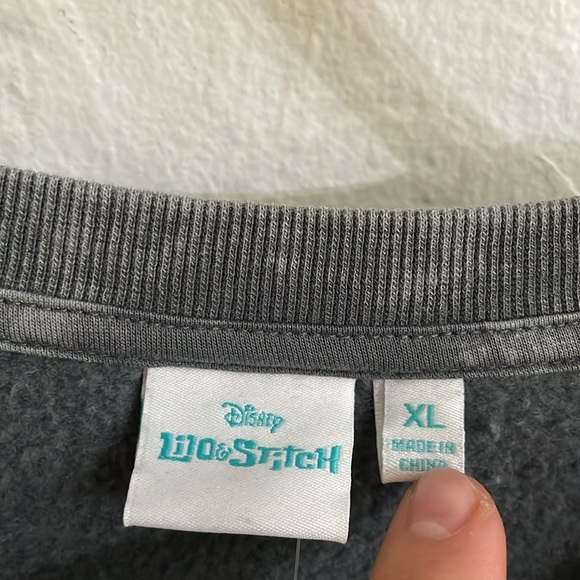 DISNEY Women's Lilo & Stitch Simply Stitch Crew Sweatshirt Size XL - Picture 3 of 6